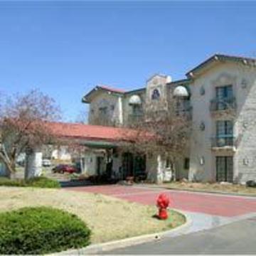 La Quinta By Wyndham Denver Hotel